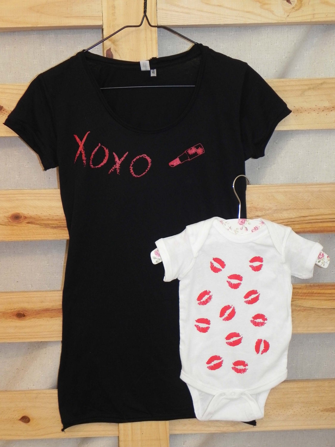 Mommy and Me Hugs and Kisses Shirt Set