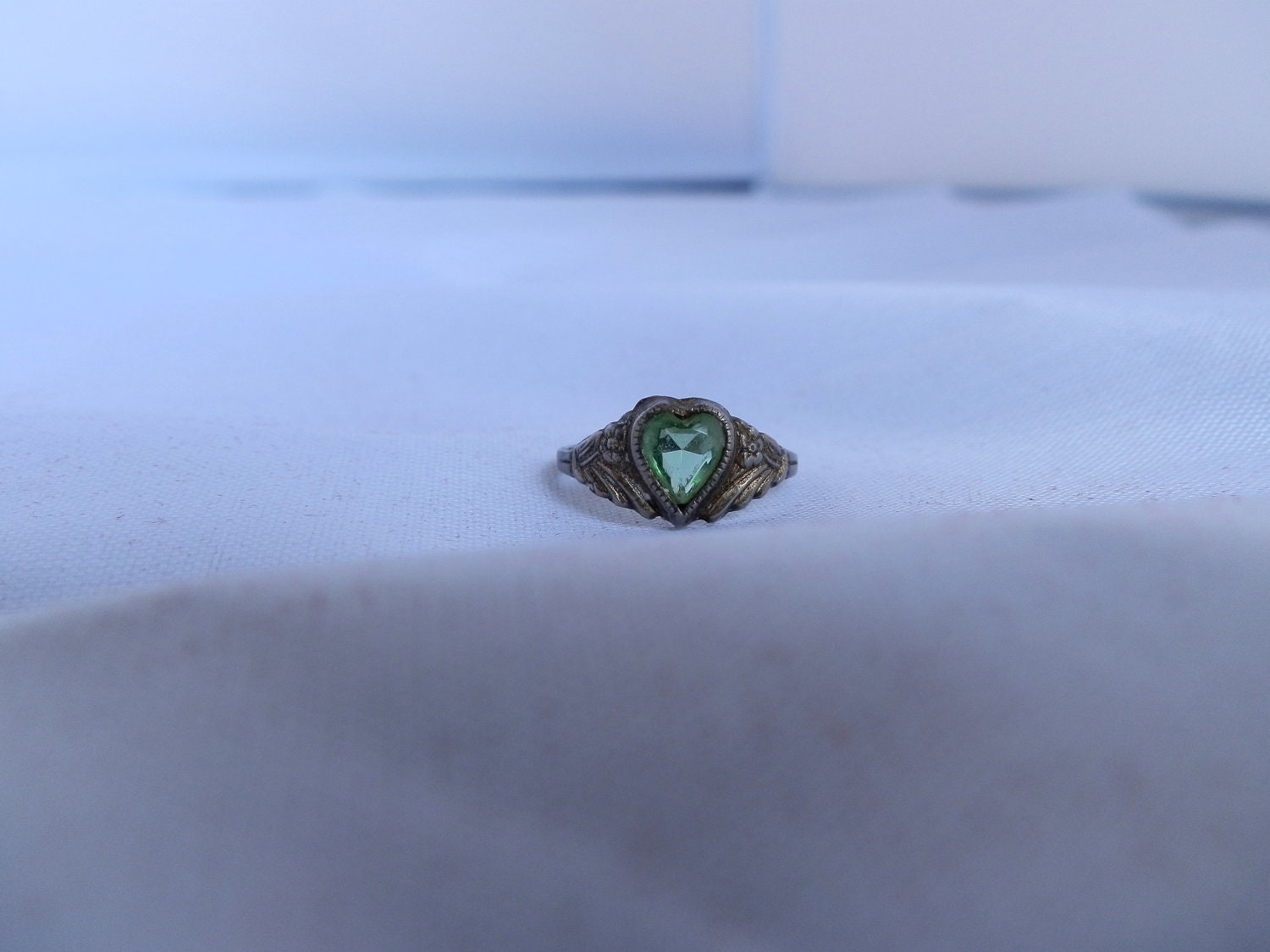 40's Vintage Sweet Heart Ring - Green Tourmaline & Sterling Silver