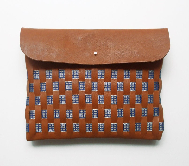 WOVEN CLUTCH // large size // brown leather with blue ribbon