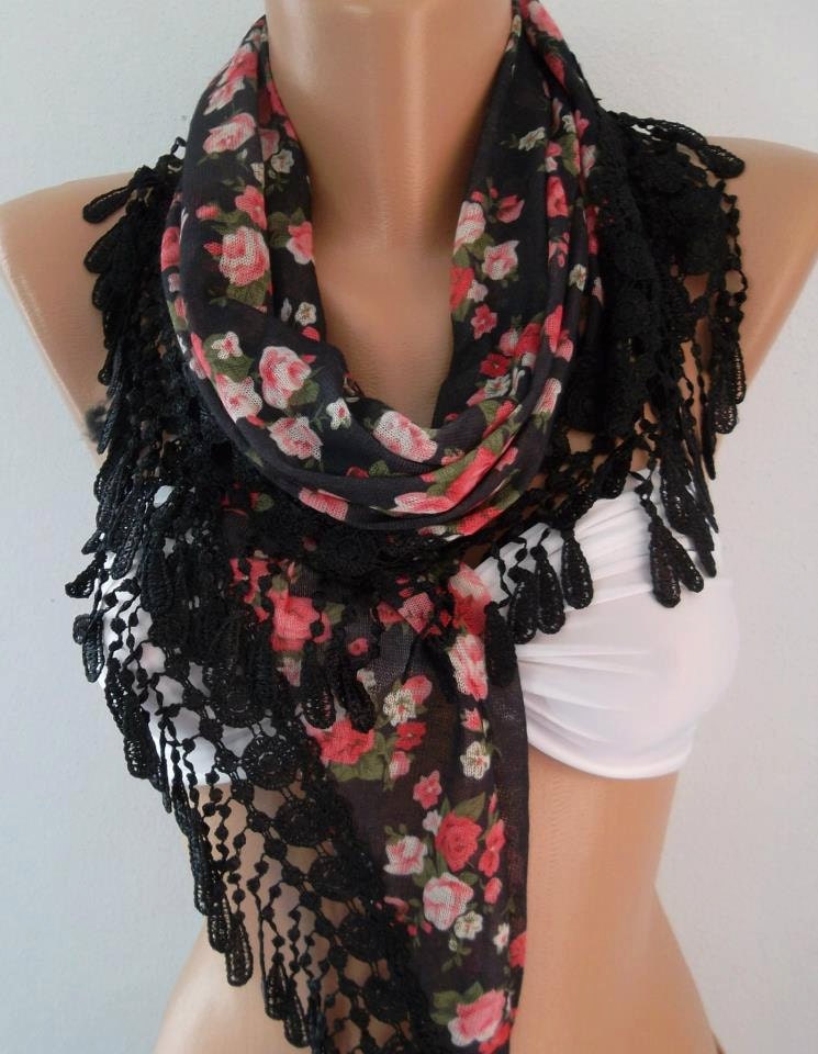scarf womann Georgeus  Scarf   Elegance  Scarf    Feminine   Black  Pink flowered