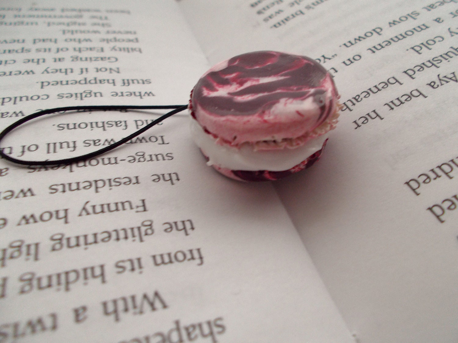 Sweet Fall Macaroon Phone Charm