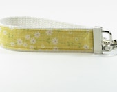 Sweet Daisies Fabric Key Chain in Yellow and White - Cotton Key Fob - Floral Wristlet with Trigger Snap Hook - Shower Gift