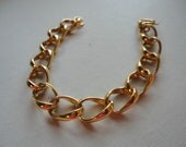Bracelet - Vintage Gold Tone Link Bracelet 7.5 Long