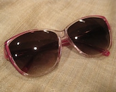 Bonneau sunglasses pink plastic frames very nice condition.... big, cool, 80s style