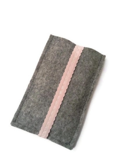 iPhone Case- iPhone Sleeve for iPhone3, iPhone4 with Pink Elastic Band- Grey Felt- Cell Phone Case- iPod Touch Case