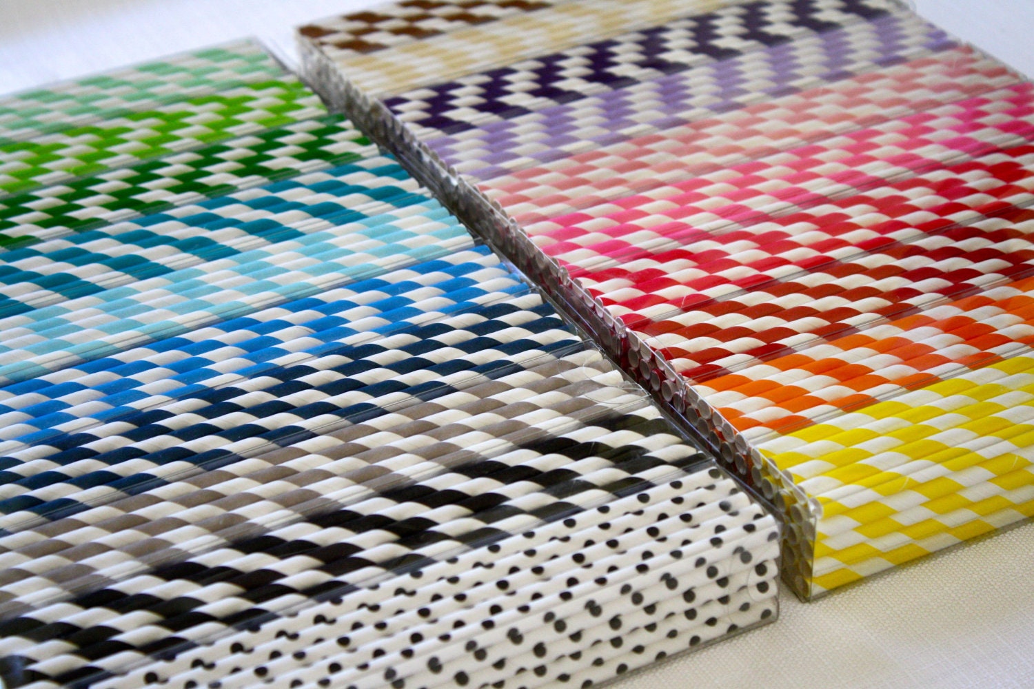 50 CHOOSE YOUR COLOR - Striped Paper Straws - Ready to Ship with Free blank printable flags - Stripe, Paper, Wedding Straws, White, Shower
