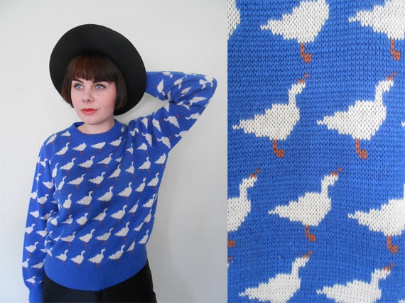 Vintage 1980's Sweater/ Mallard Duck/ Novelty Print/ Graphic/ Cobalt Blue/ Knit/ Fall/ Folk Art/ M L