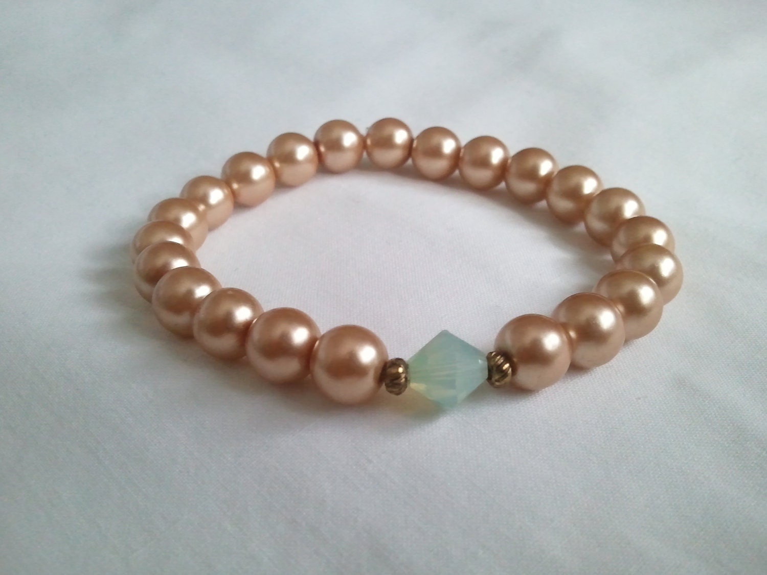 8mm Champagne Pearl with Chrysolite Opal Swarovski Crystal