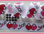 7.8 Valentine's Day Glitter Heart Locks and Keys Grosgrain Ribbon Il_170x135