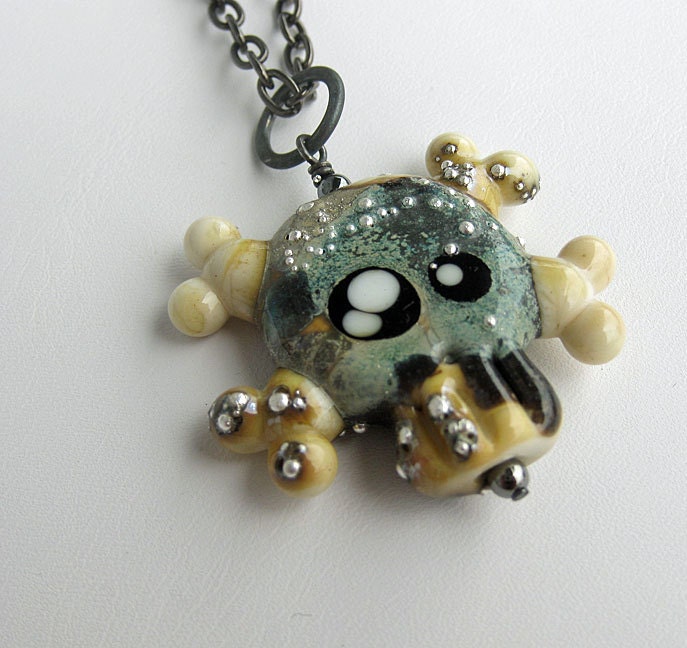 encrusted skull, mossy version