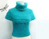 Green Knit Sweater, Turtle Neck, Short Sleeved, Mohair Blend - SOFT HUG