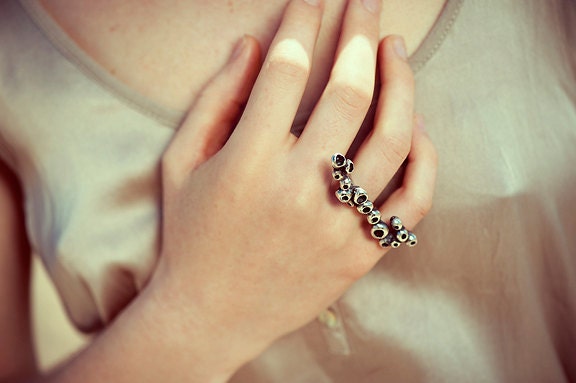 Silver Tubelet Fungi Knuckle Ring