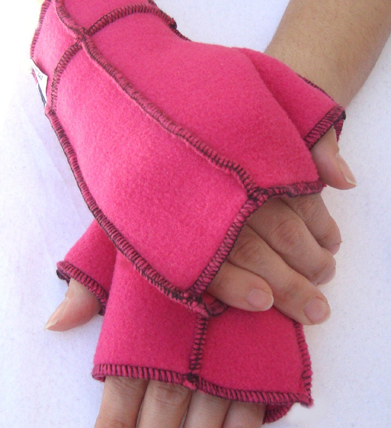 SMALL Pink Fleece Fingerelss gloves, recycled fabric, vegan, black thread details