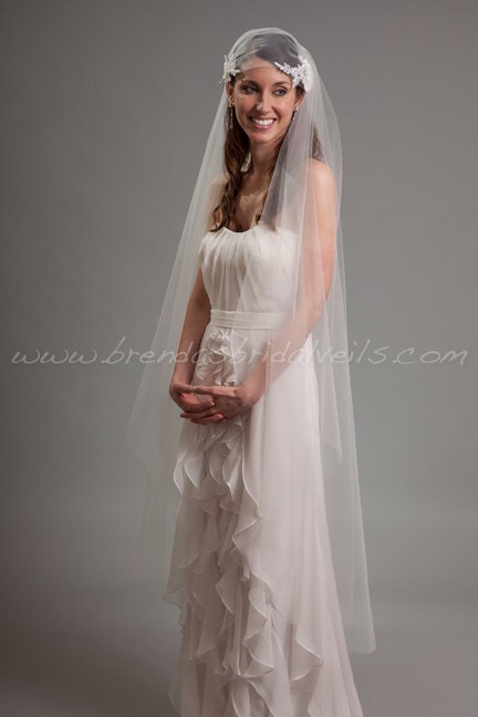 Juliet Cap Veil, Lace Cap with Detachable Veil, 2 Piece Bridal Veil Set, Lace Wedding Veil - Angelena