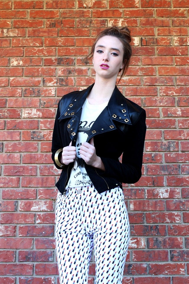 Vtg 1980s Edgy Cropped Moto Gold Detailing Black Faux Leather Jacket S