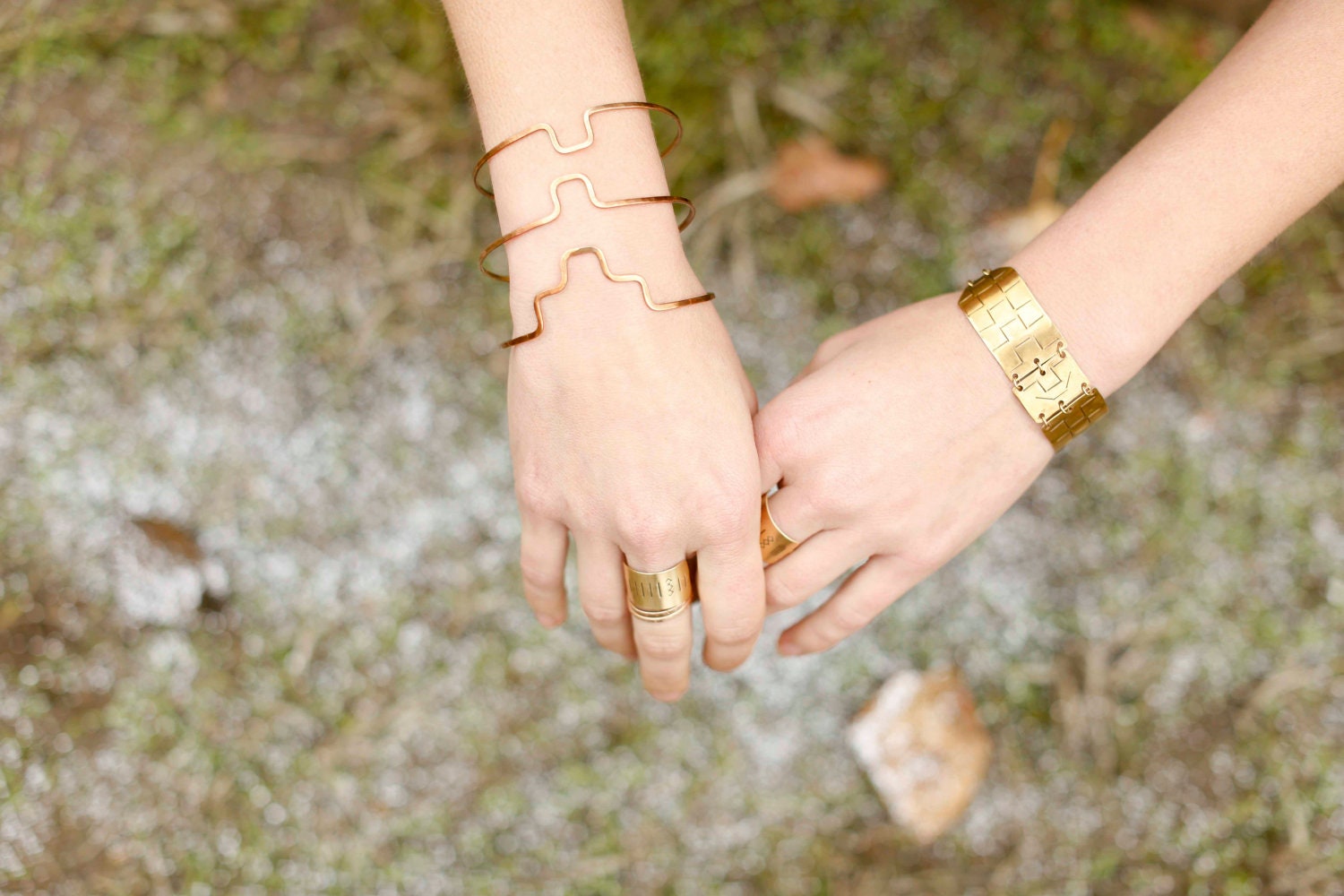 Deco bangles 1C06