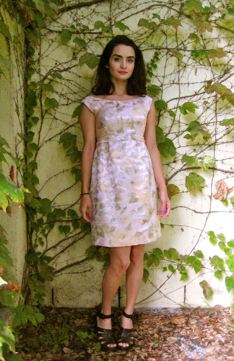 Lovely 1960's Pink Jacquard Cocktail Dress -- Extra Small