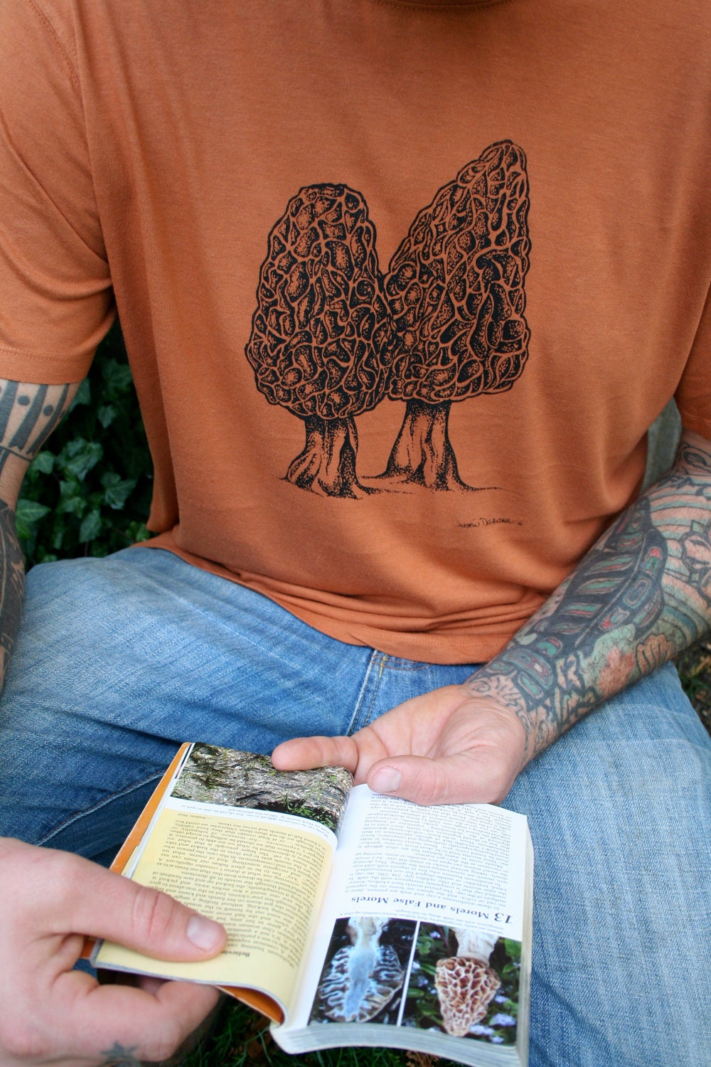 Bamboo Men's Morel Mushroom Screen Printed T Shirt Rust LARGE Ready To Ship
