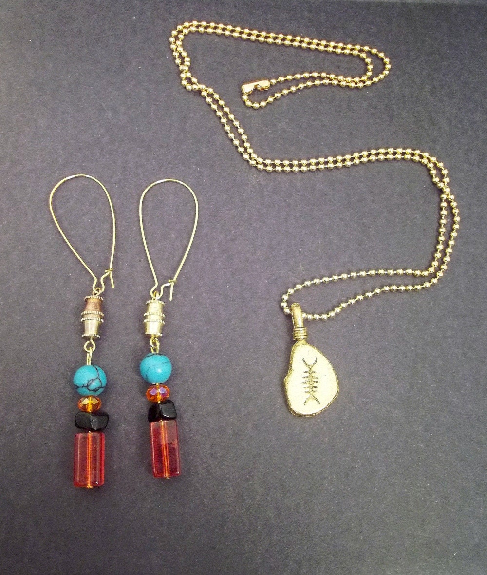Golden fish bone "fossil" slab, golden ball chain necklace, earrings in tangerine glass and crystal, turquoise howlite:Golden Bone