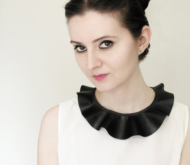 Collar faux leather black, detachable, retro style, elegant