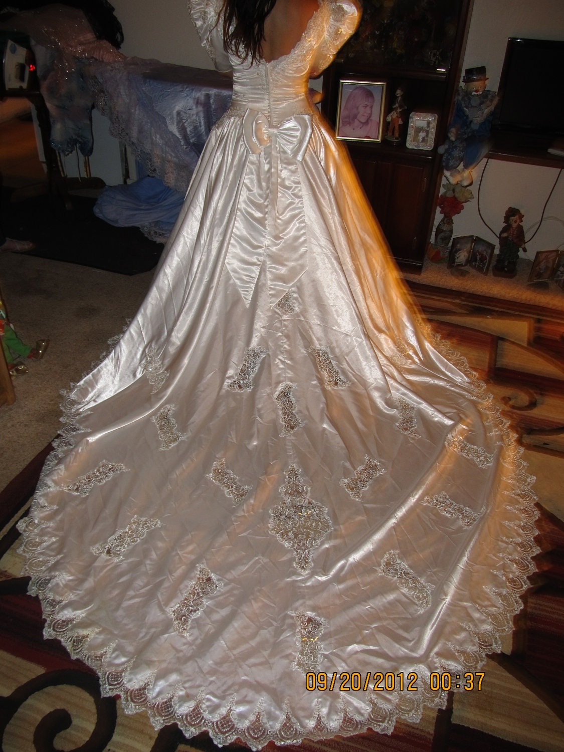 Vintage White Weddiing Gown 1980s Beaded Bodice