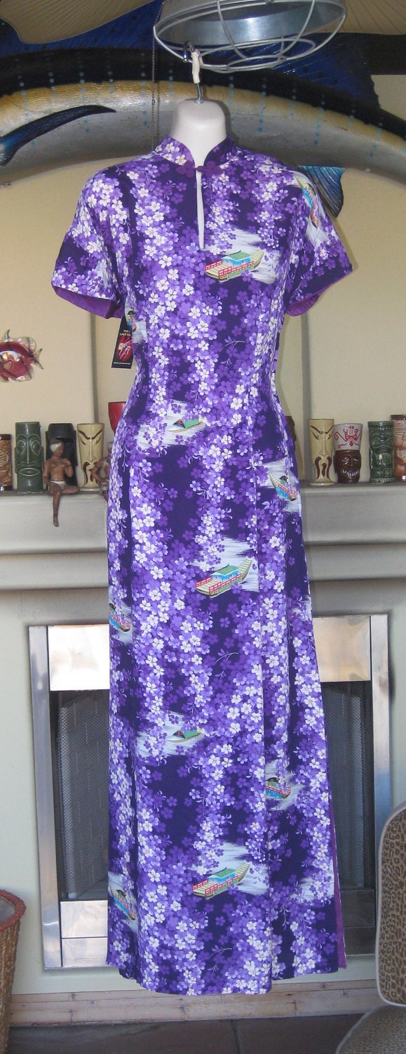 50s Hawaiian Crepe Dress Purple Fitted Pake Muu Watumull's & Leilani