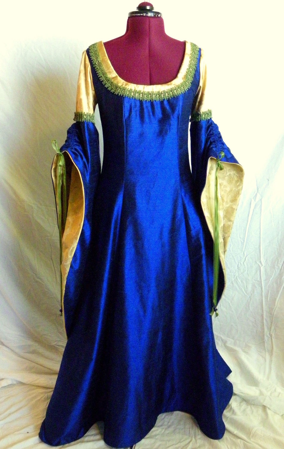 Fantasy Renaissance Medieval Madrigal Dress Gown, Made to Order