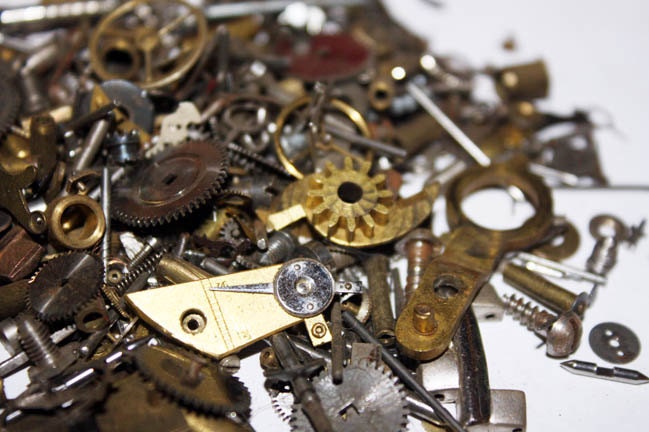 1 oz  - 28 grams - 200 plus pieces - Vintage Steampunk Watch Parts Gear Cogs Dials Supplies Lot