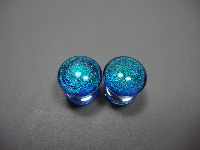 13mm Emerald Dichro on Light Cobalt Fronts DF