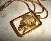 RETRO RAM - vintage 1970s Avon gold metal necklace - deco capricorn zodiac pendant
