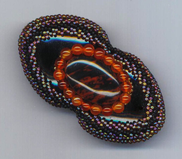 Beaded Oval Brooch . Onyx,  Agate, Carnelian Stones . Beadwoven Brooch - Wonderland  Collection