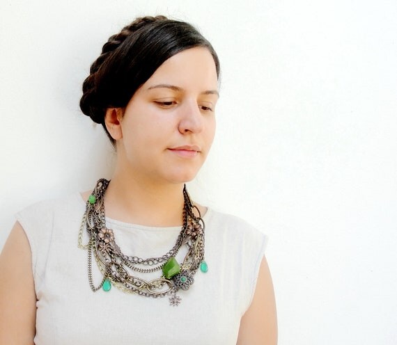 Chained Statement Necklace - Grass Green Meadows