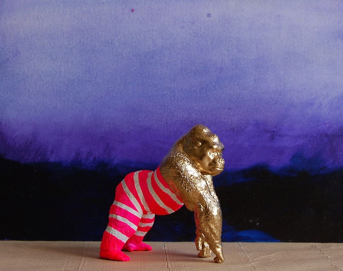 gorilla golden// the strange planet