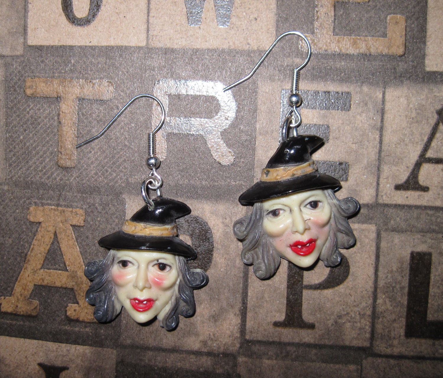 Halloween Witch Earrings Jewelry Spooky Wicca Wiccan Occult Vintage Stlye Costume Accessory