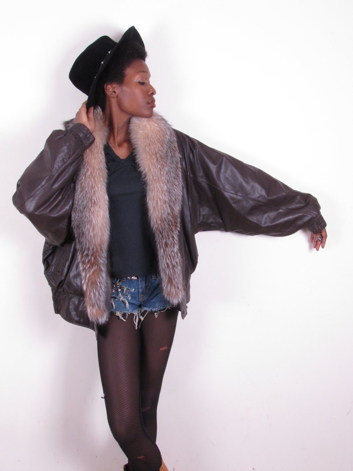 vintage 90s leather plush crystal fox fur collar bomber sm med
