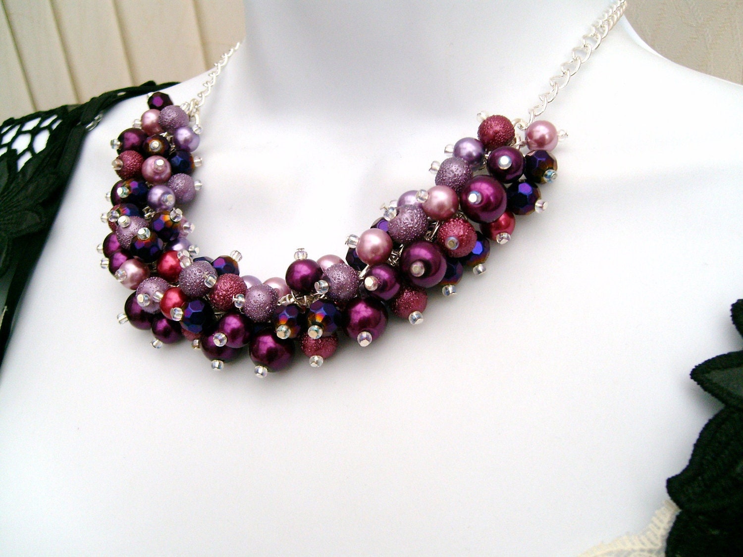 Winter Wedding Pearl Beaded Necklace, Plum, Purple Bridesmaid Jewelry, Winter Berry,  Cluster Necklace, Bridesmaid Gift, Bridesmaid Necklace