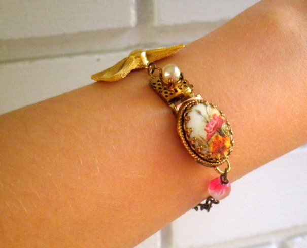 Pink Flower Arm Candy - Repurposed Vintage Cabochon Clasp Gold Mesh Bow and Glass Bead Chain Bracelet