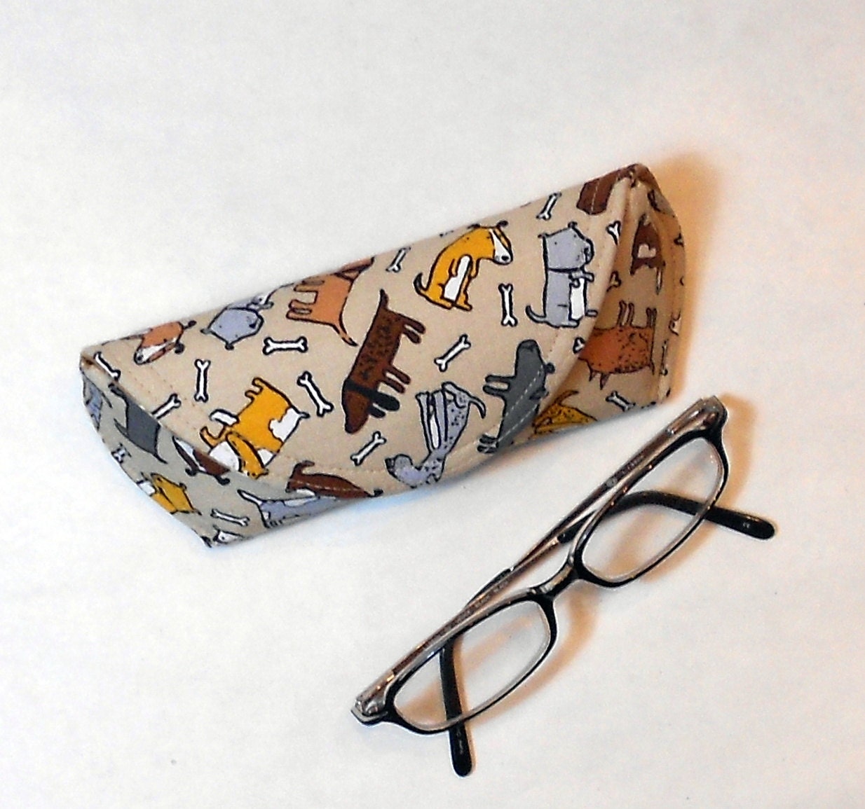 Eye Glass or Sun Glass Case - Dog Toss