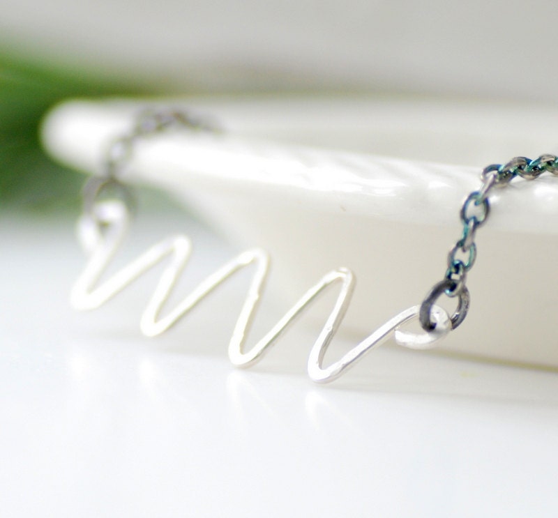 Zig Zag Necklace, Chevron, Sterling Silver Necklace, Modern Necklace, Simple Necklace, Metalwork Jewelry, Everyday Jewelry