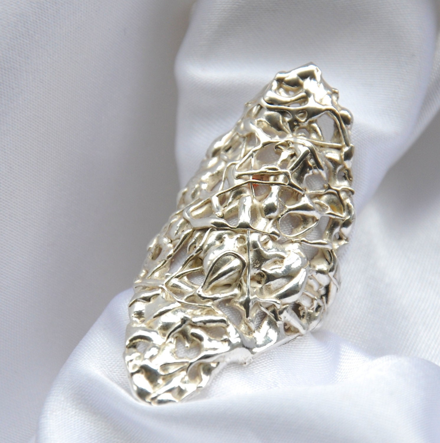 Large Random Fluidity Ring - US Size 6  (UK size M)