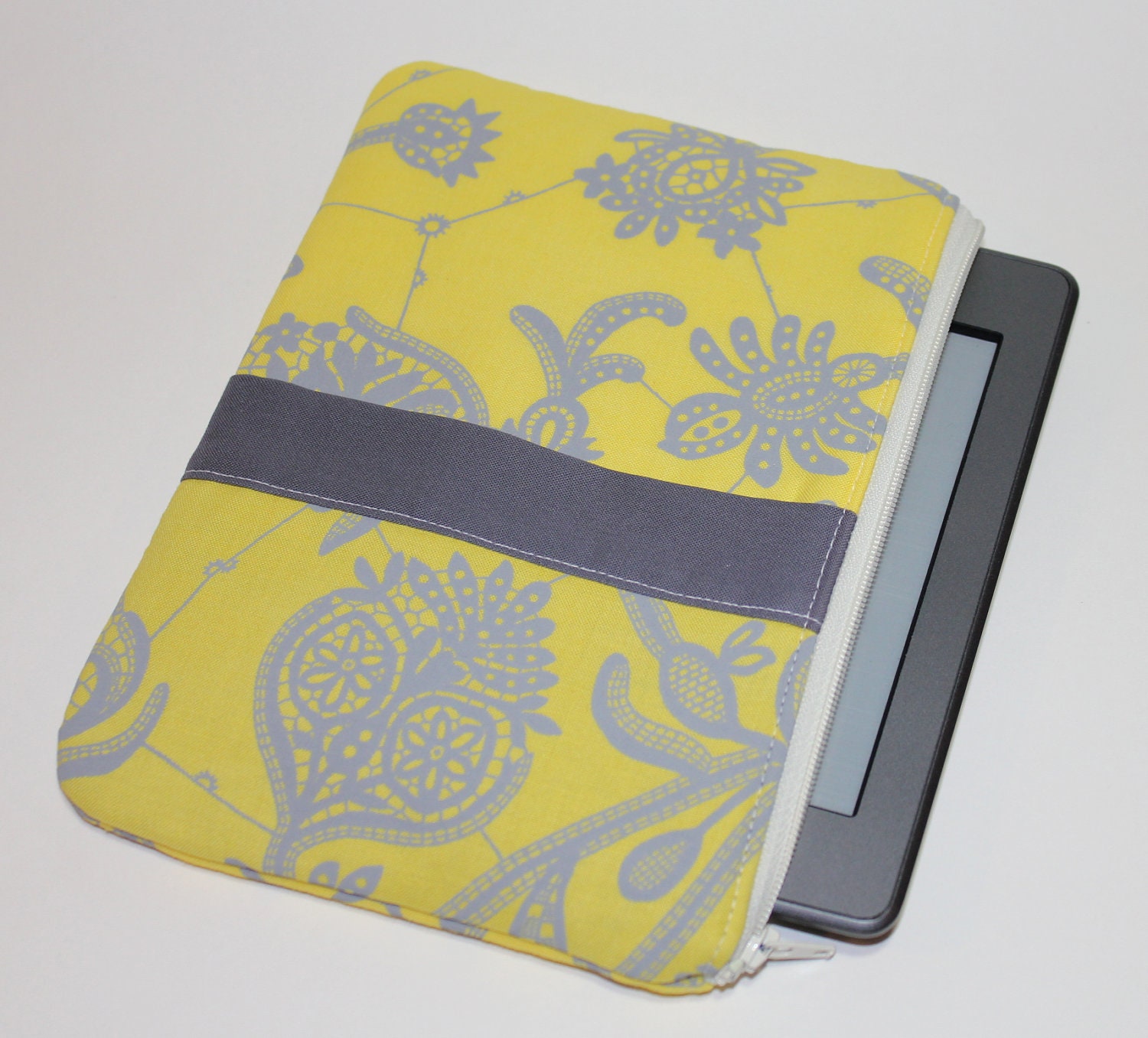 Kindle / Kindle Touch Sleeve - Small - Padded eReader Case - Lemon Souvenir