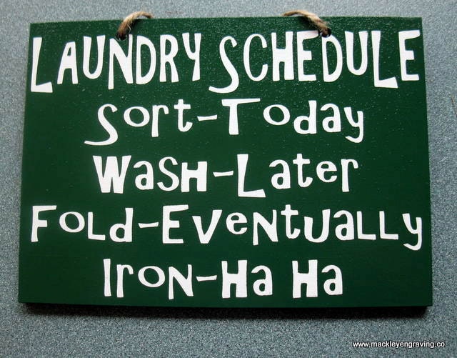 5 x 7 Wooden Painted Laundry Schedule Sign