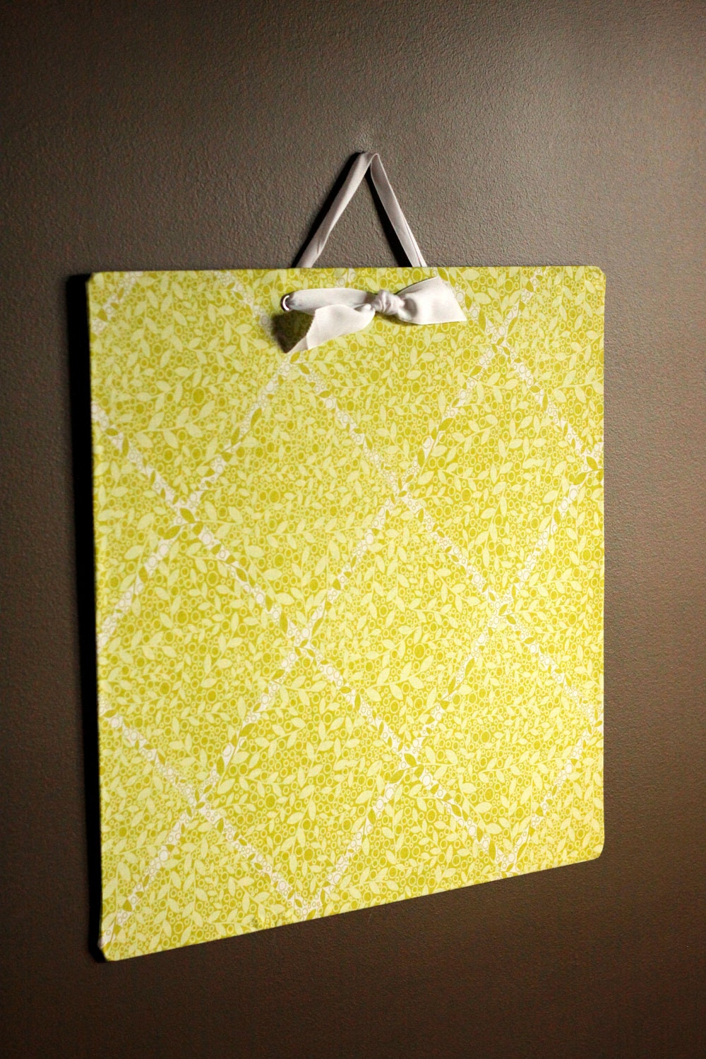 Fabric Magnet Board (20x20) in Featurette Fabric