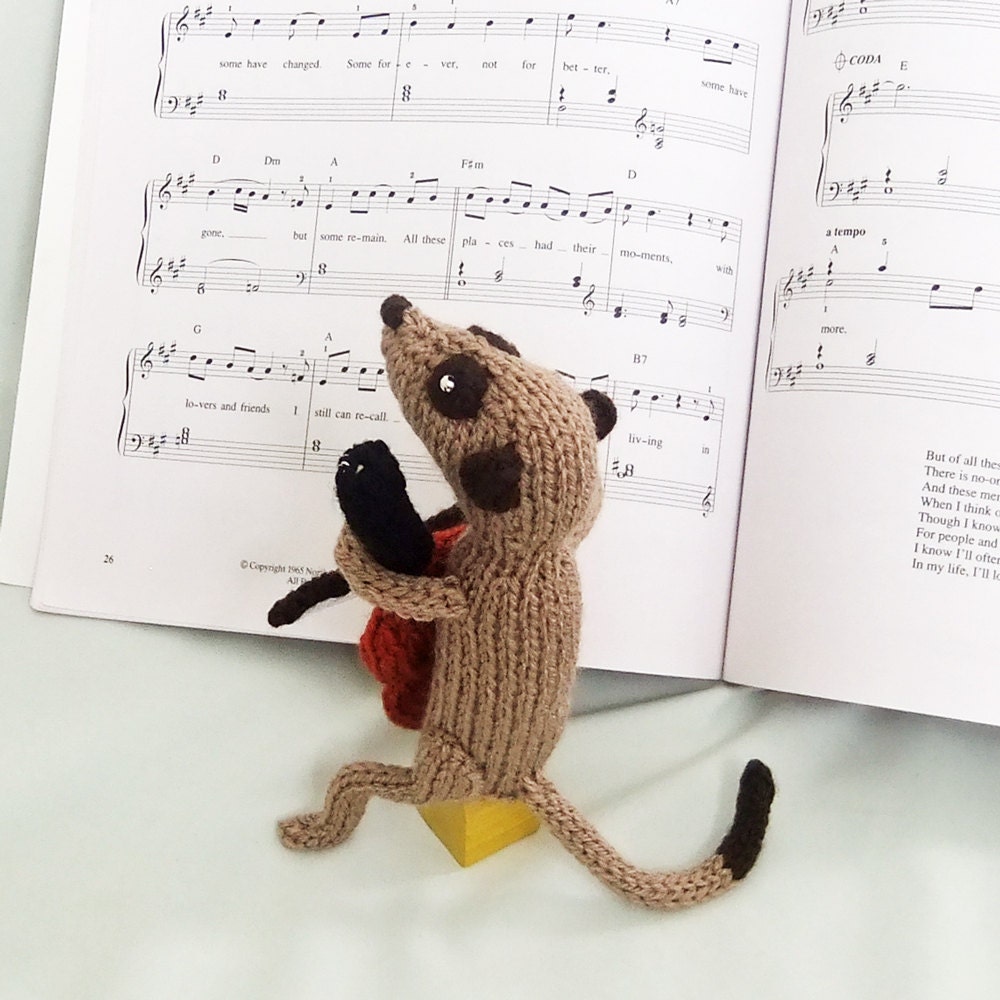 Meerkat cellist, musican meercat, animal playing cello, orchestra, band, knitted celloist