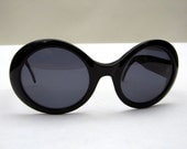 Vintage Mod Gucci Sunglasses Designer Frames Italian Black Chunky