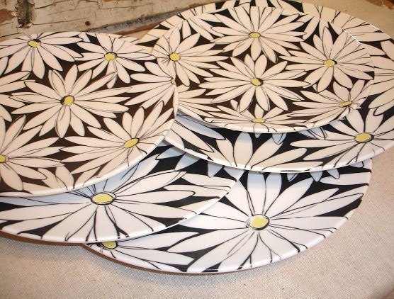 Vintage Melmac  Mallo Belle Mallory Sunflower Plastic Plates