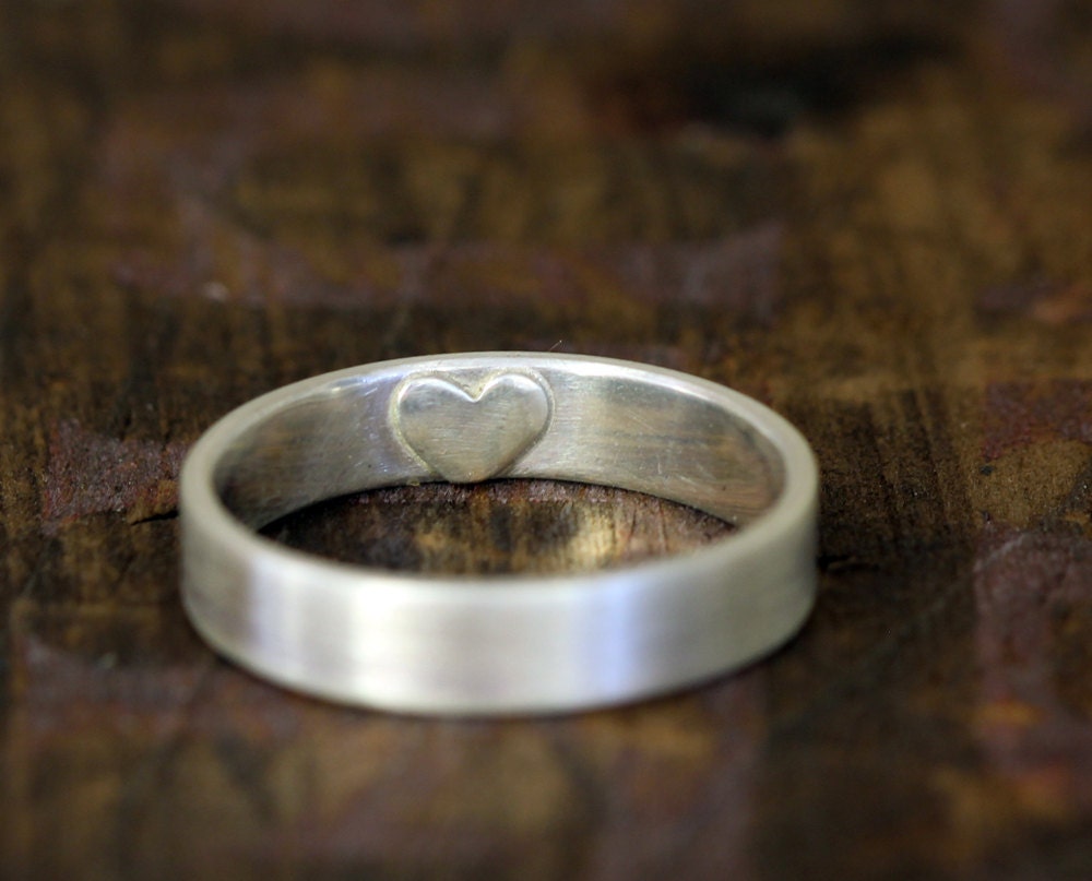 Secret heart wedding ring