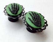 Zombie Glamour Kitsch Cameo Plugs for Gauged Ears - (6mm 8mm10mm12mm 14mm 16mm 18mm  / 00g, 0g, 2g, 4g, 6g) choose size