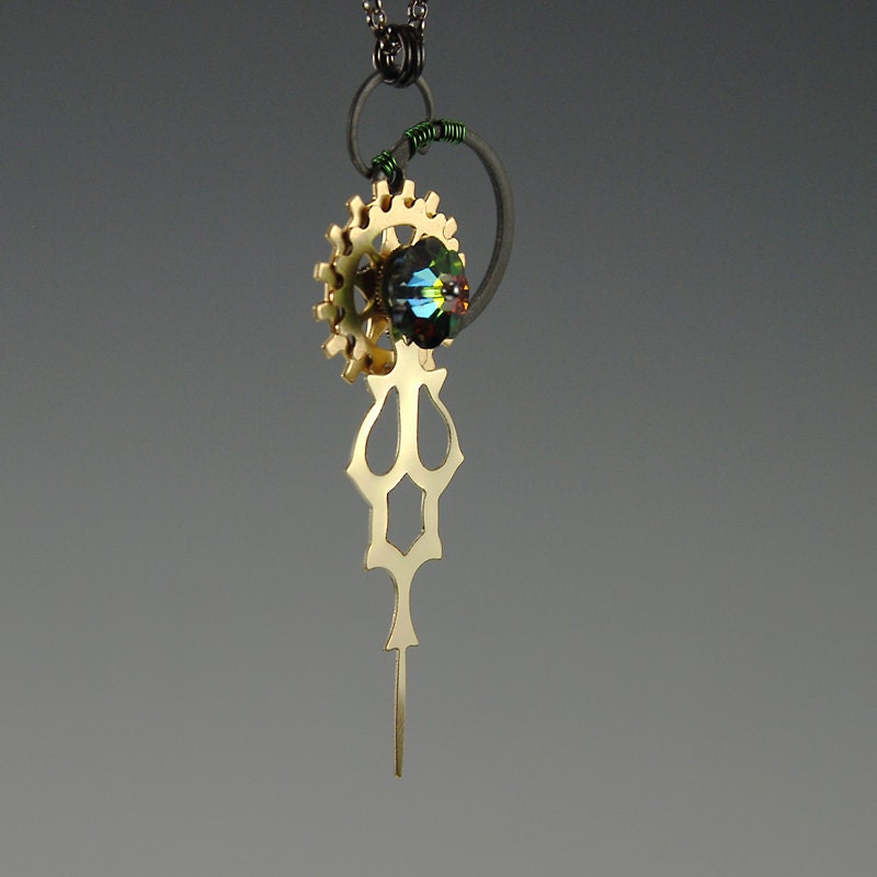 Leto: Beautiful vitrail medium Swarovski crystal steampunk necklace