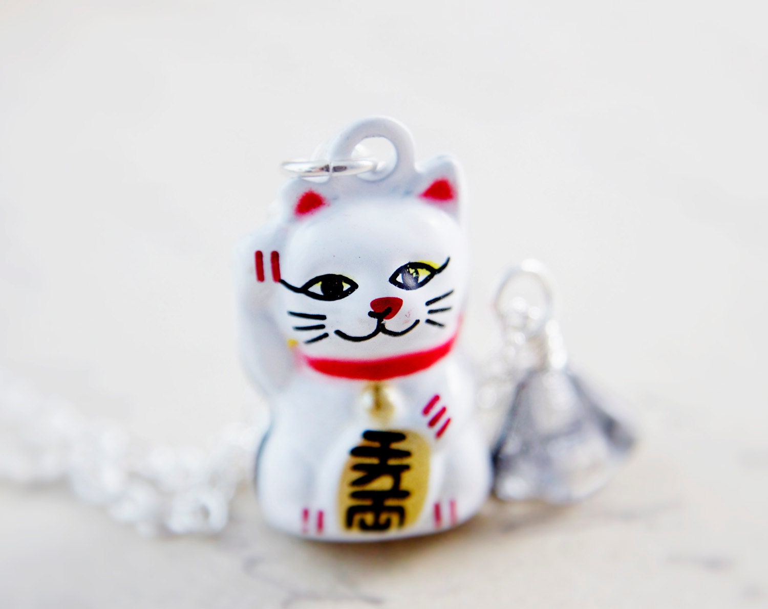 Maneki Neko Charm Necklace Lucky Cat Pendant PoleStar